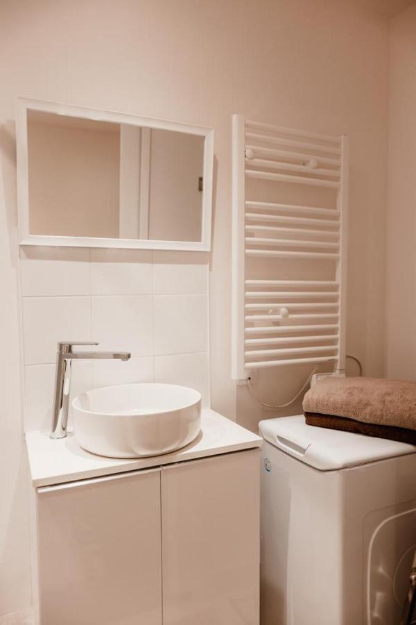 Calvi. T2 2/4 Personnes A 100 Metres De La Plage Apartment Calvi  Bagian luar foto